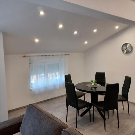 Apartmani Dream Pula Luaran gambar