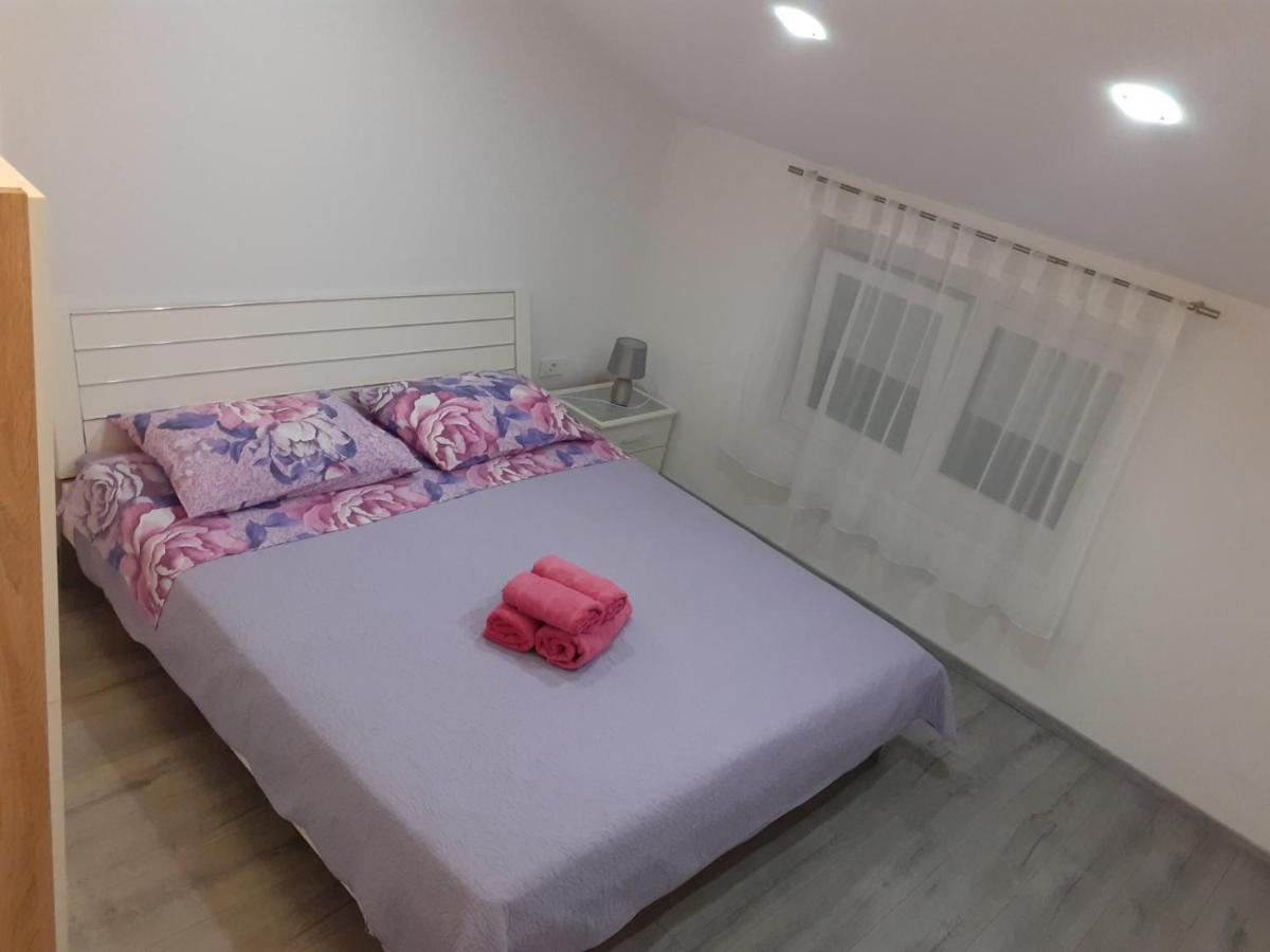 Apartmani Dream Pula Luaran gambar