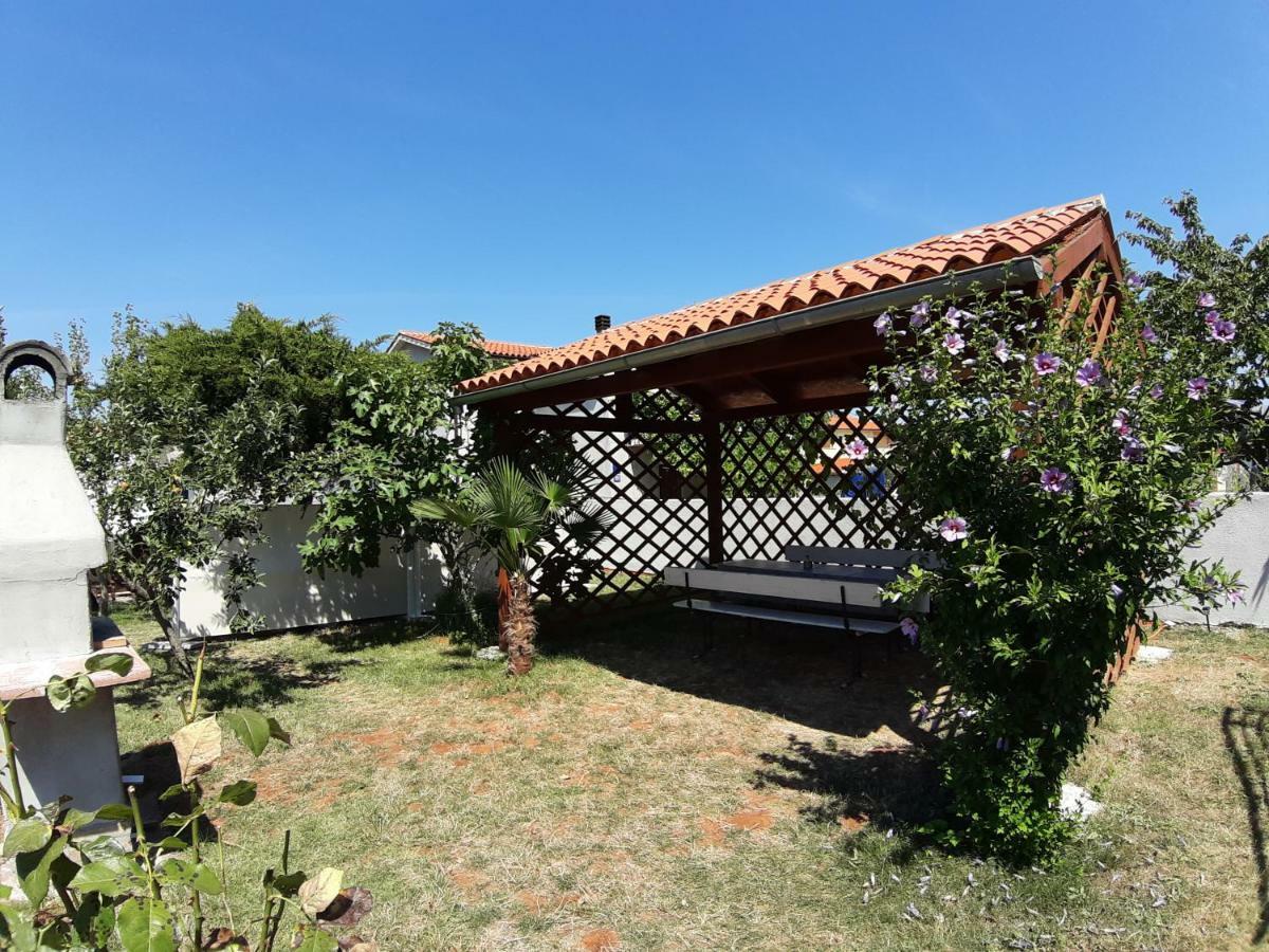 Apartmani Dream Pula Luaran gambar